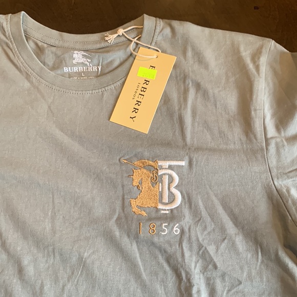 tshirt - Picture 2 of 3